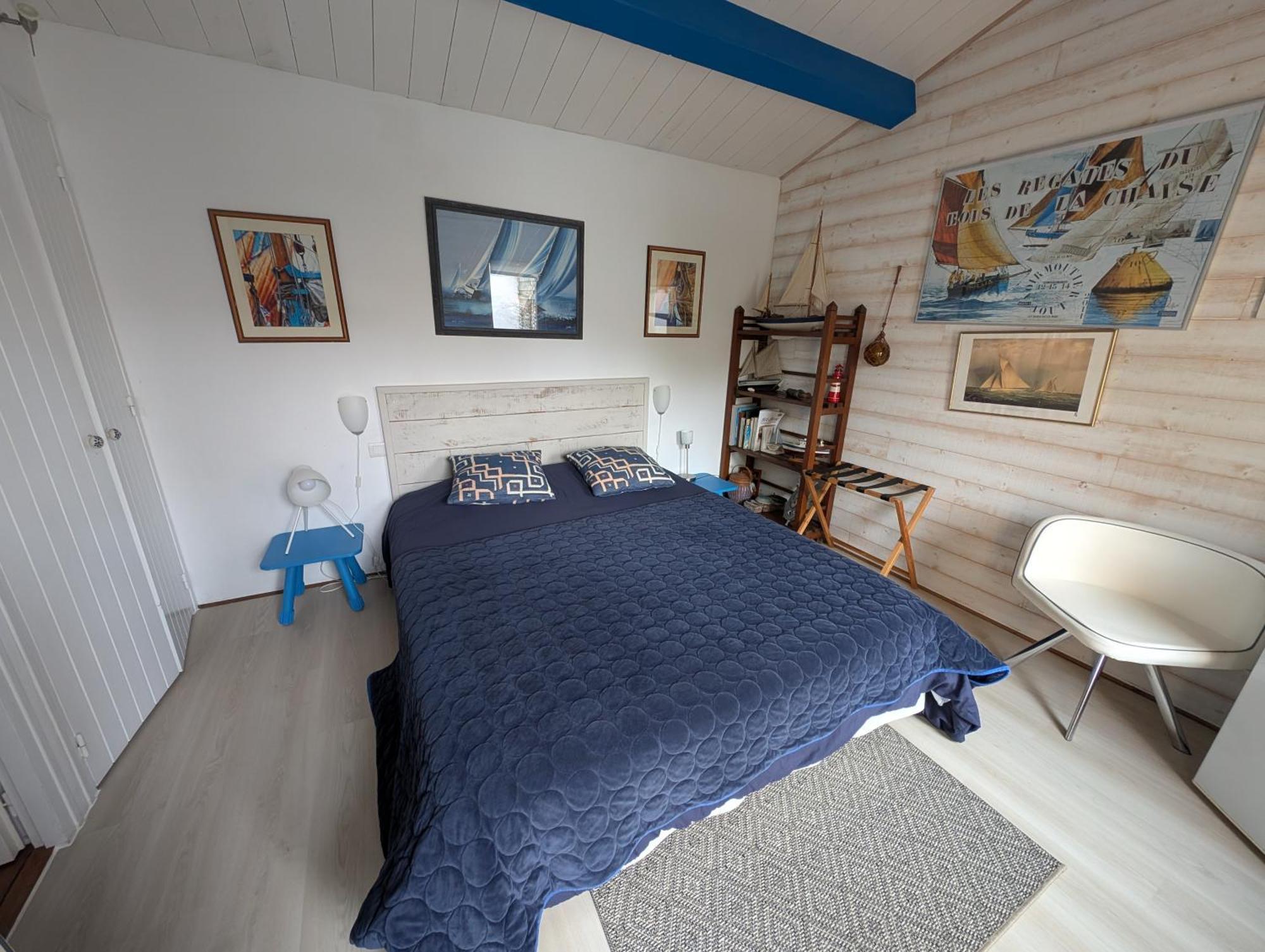 Les Yeux Bleus Bed & Breakfast 누아르무티에 앙 릴 외부 사진