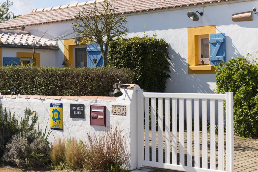 Les Yeux Bleus Bed & Breakfast 누아르무티에 앙 릴 외부 사진